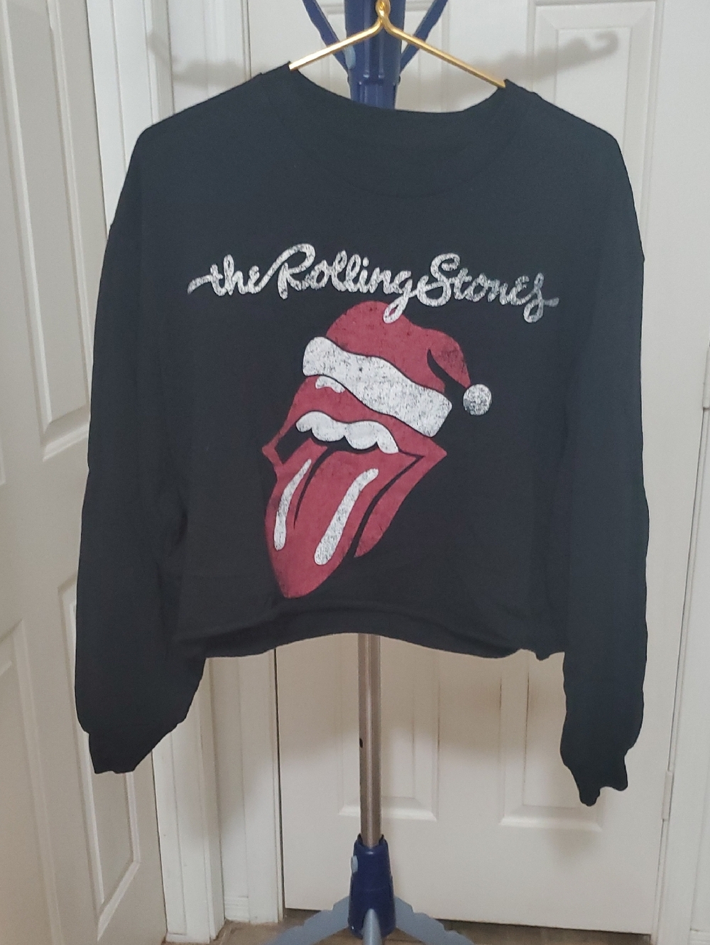 the Rolling Stones Black Cropped Sweatshirt with Red Tongue Graphic
